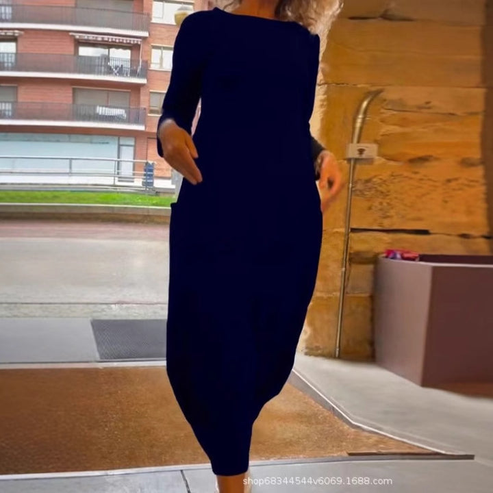Damer maxiklänning med asymmetrisk skärning och eleganta detaljer Mirla-Eva Jonsson