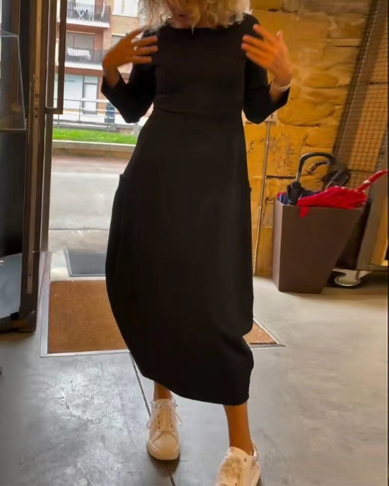 Damer maxiklänning med asymmetrisk skärning och eleganta detaljer Mirla-Eva Jonsson