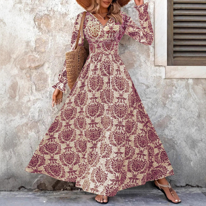 Damer maxiklänning med elegant blomsterdesign Mirla-Eva Jonsson