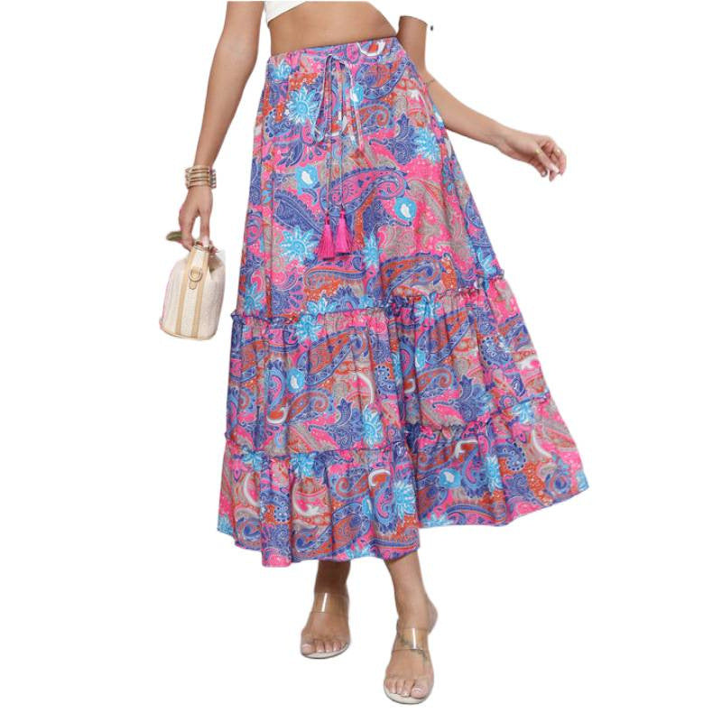 Damer midi kjol i lekfull boho-stil med färggående paisleymönster och voluminös nederkant Mirla-Eva Jonsson
