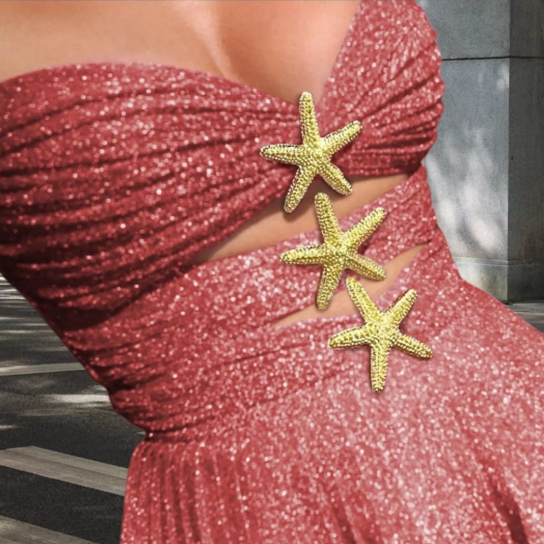 Damer mini-klänning med flödande volangdesign och raffinerade cut-out-detaljer Eva Jonsson-Eva Jonsson