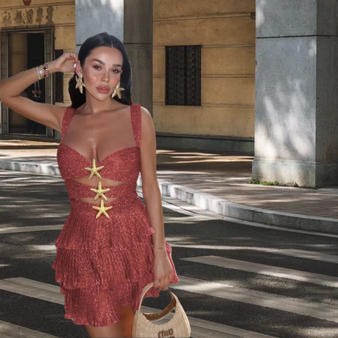 Damer mini-klänning med flödande volangdesign och raffinerade cut-out-detaljer Eva Jonsson-Eva Jonsson
