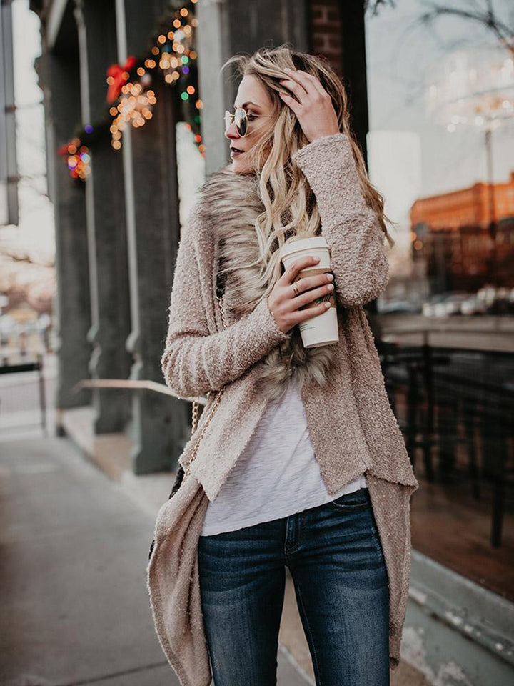 Damer mjuk cardigan med lyxig faux fur-krage och asymmetrisk skärning Eva Jonsson-Eva Jonsson