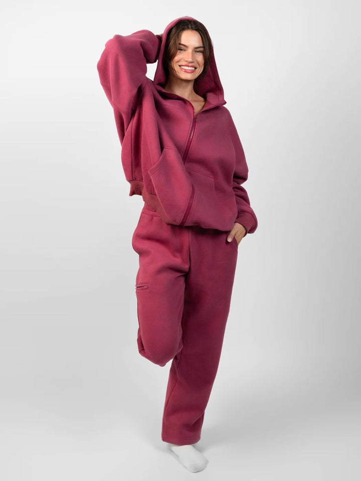 Damer mjuk hoodie och bekväm joggingsbyxa Mirla-Eva Jonsson