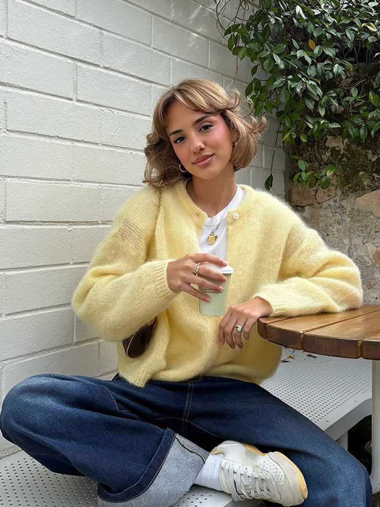 Damer mjuk stickad cardigan med stora puffärmar Mirla-Eva Jonsson