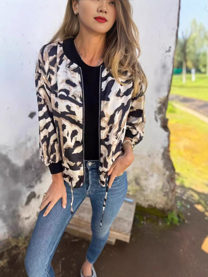 Damer mode Collegejacka med djurmönster Mirla-Eva Jonsson