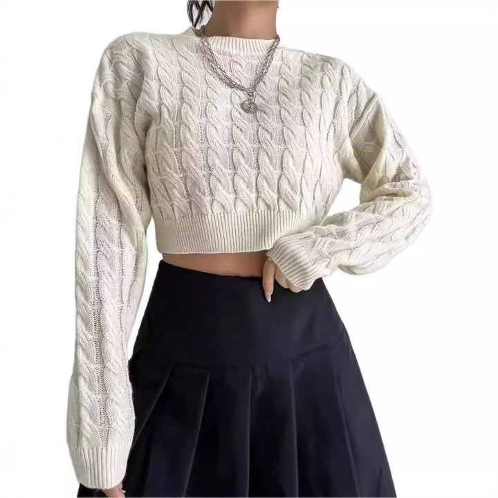 Damer mode cropped stickad tröja med flätmönster Mirla-Eva Jonsson