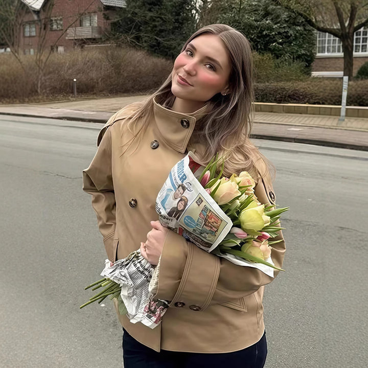 Damer mode dubbelknäppningsjacka med hög krage och strukturerad design Mirla-Eva Jonsson
