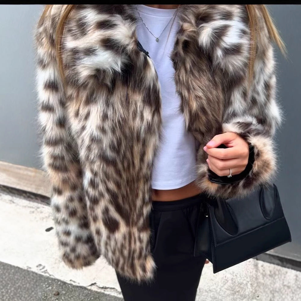 Damer mode konstpälsjacka med udda leopardmönster Mirla-Eva Jonsson