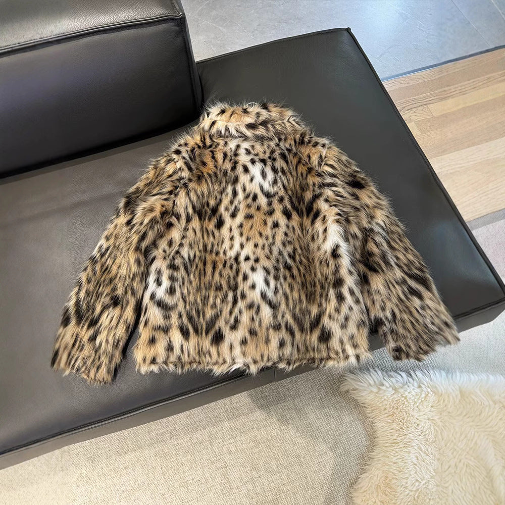 Damer mode konstpälsjacka med udda leopardmönster Mirla-Eva Jonsson