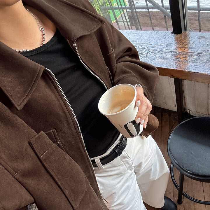 Damer mode mockajacka i trendy oversized-skärning Mirla-Eva Jonsson
