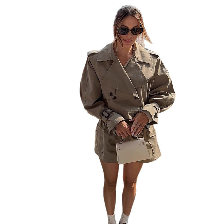 Damer mode oversized trenchjacka med bältesdetalj Mirla-Eva Jonsson
