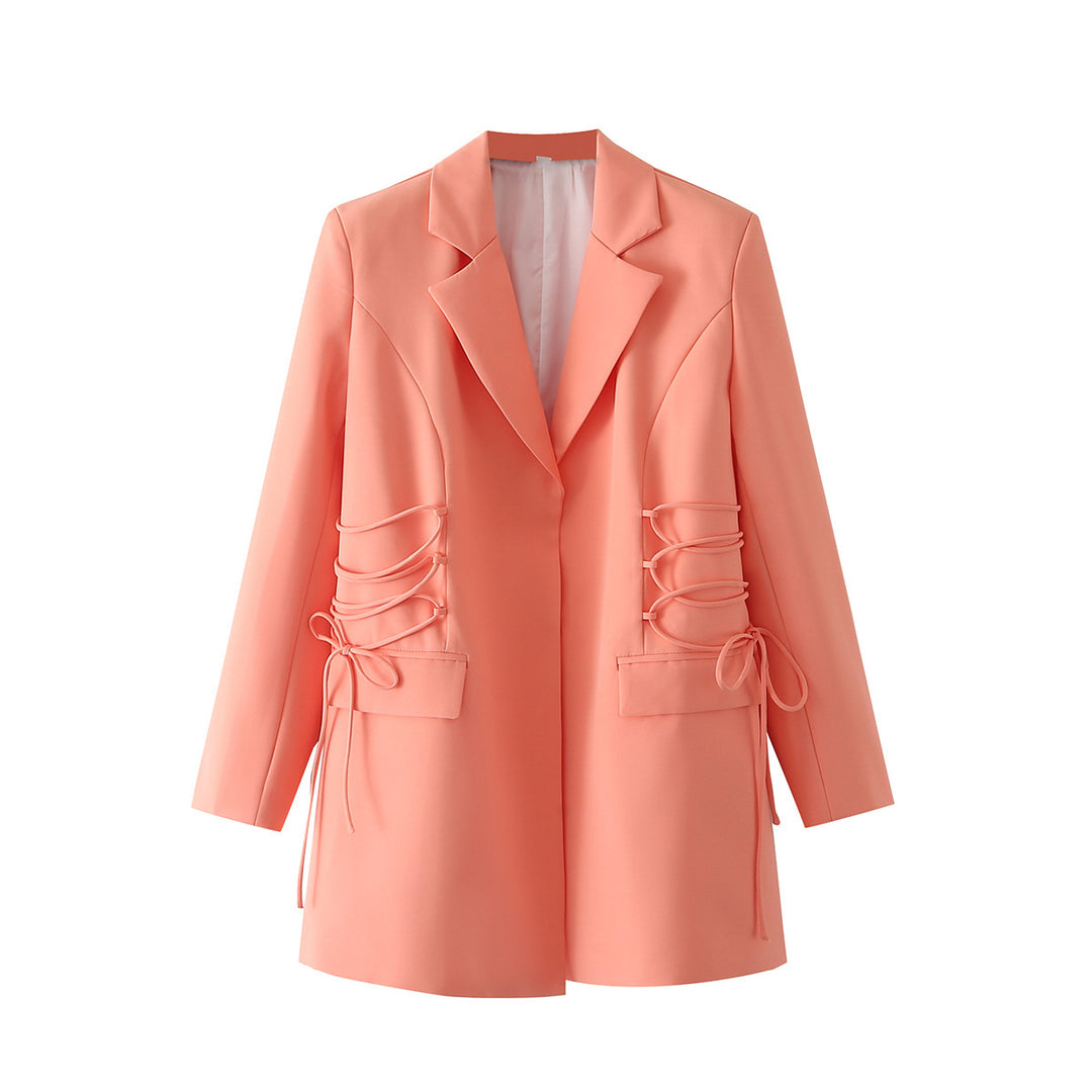 Damer modeblazer med raffinerade snördetaljer och praktiska fickor Mirla-Eva Jonsson