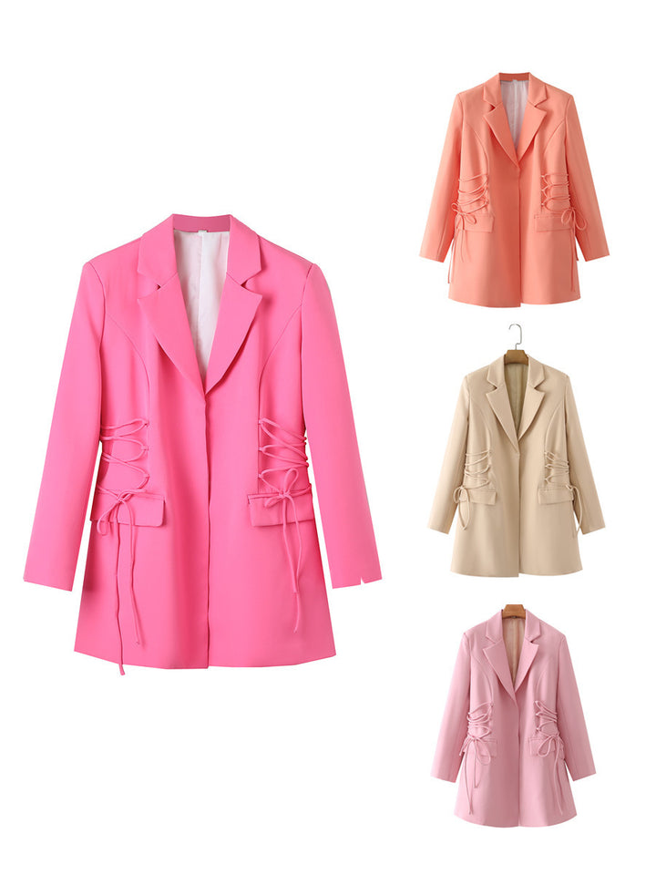 Damer modeblazer med raffinerade snördetaljer och praktiska fickor Mirla-Eva Jonsson