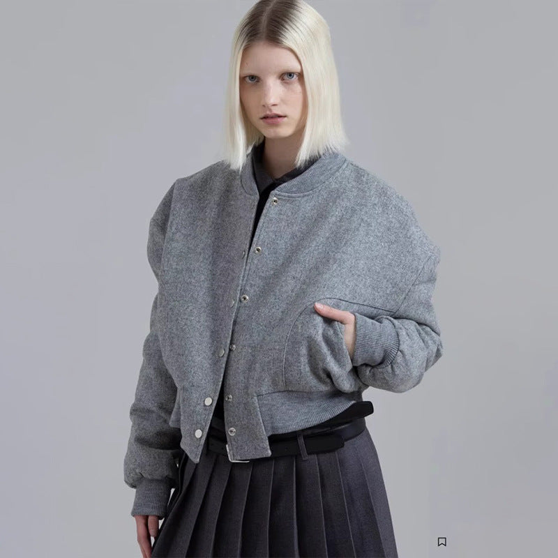 Damer modemedveten oversized jacka gjord av ullblandning Mirla-Eva Jonsson