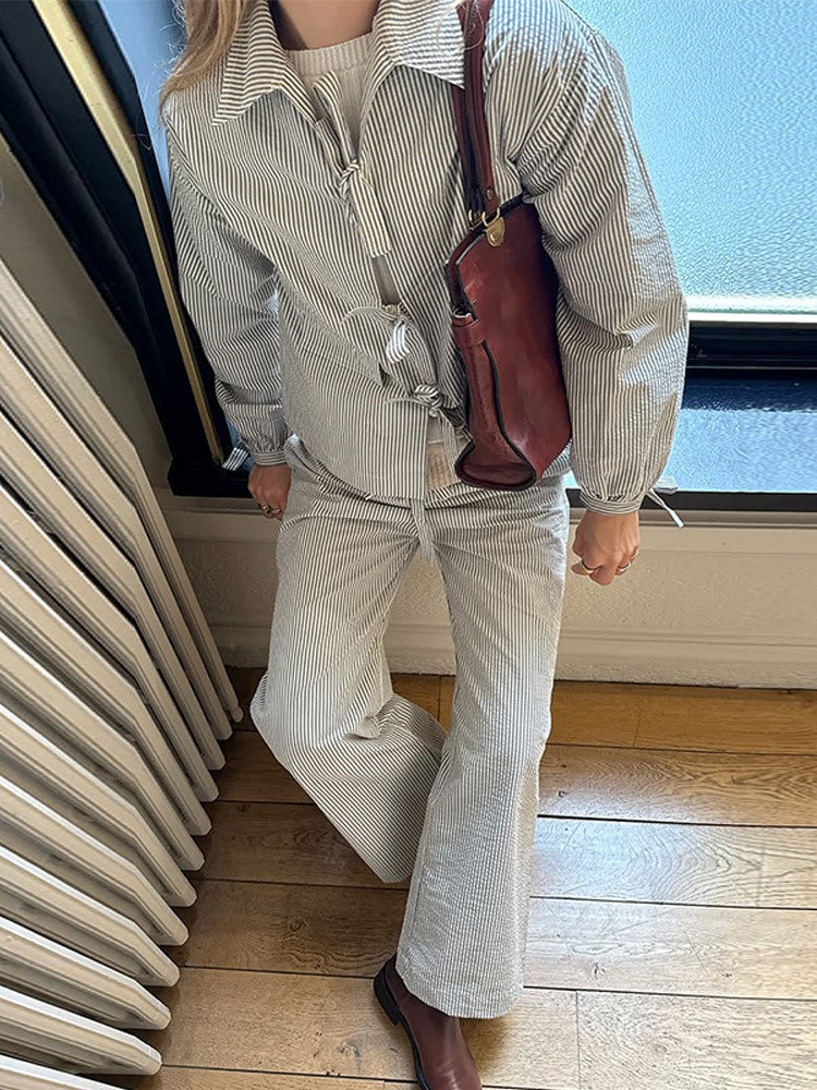 Damer moderiktat randigt tvådelat set med oversized jacka och vida byxor Mirla-Eva Jonsson