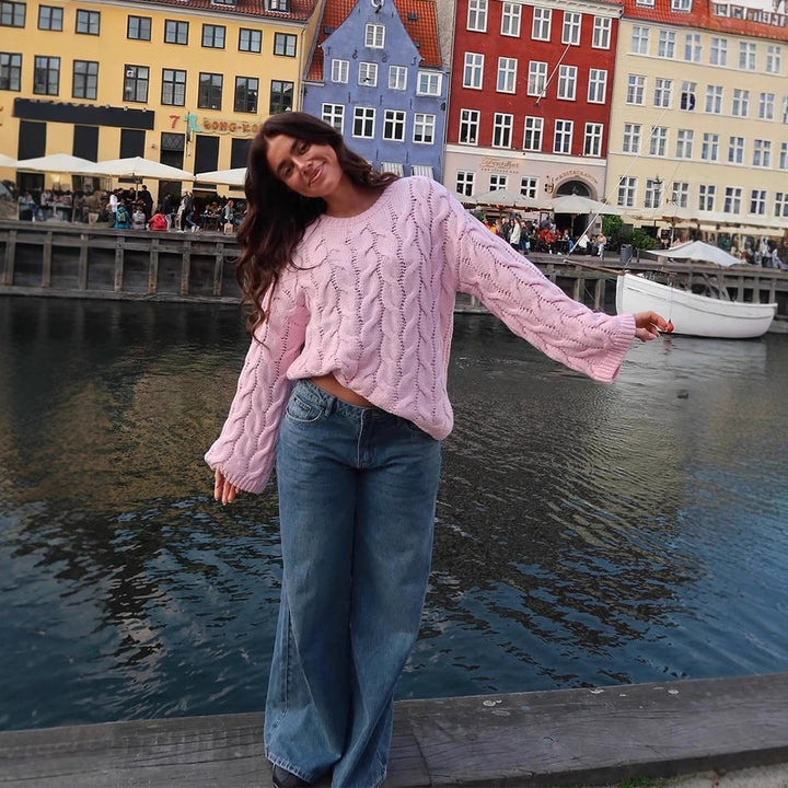 Damer moderiktig stickad tröja med romantisk flätdesign Eva Jonsson-Eva Jonsson