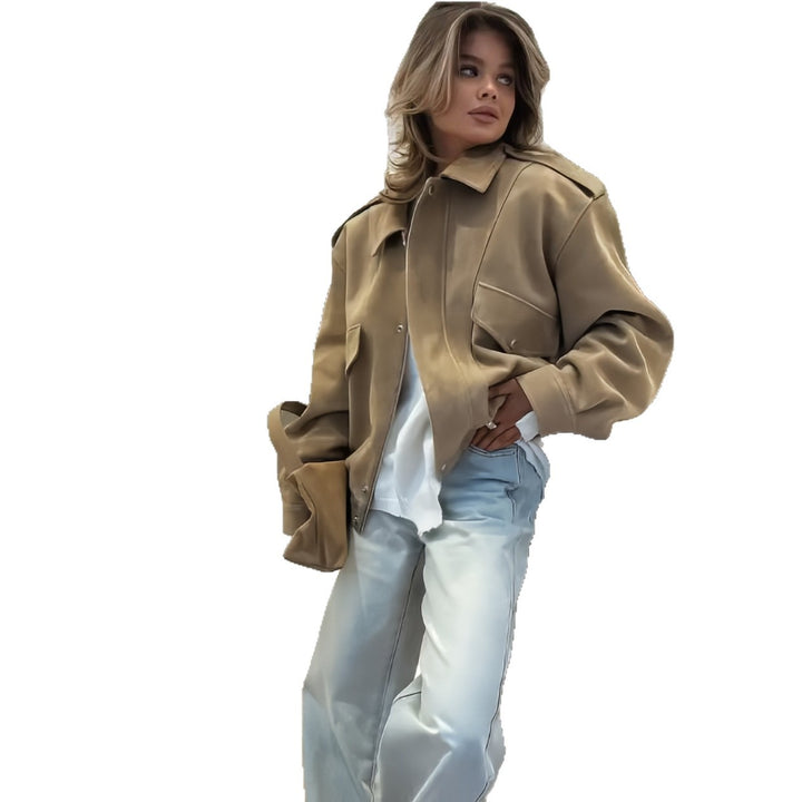 Damer moderiktigt Oversized-jacka med avslappnad passform och praktiska fickor Mirla-Eva Jonsson