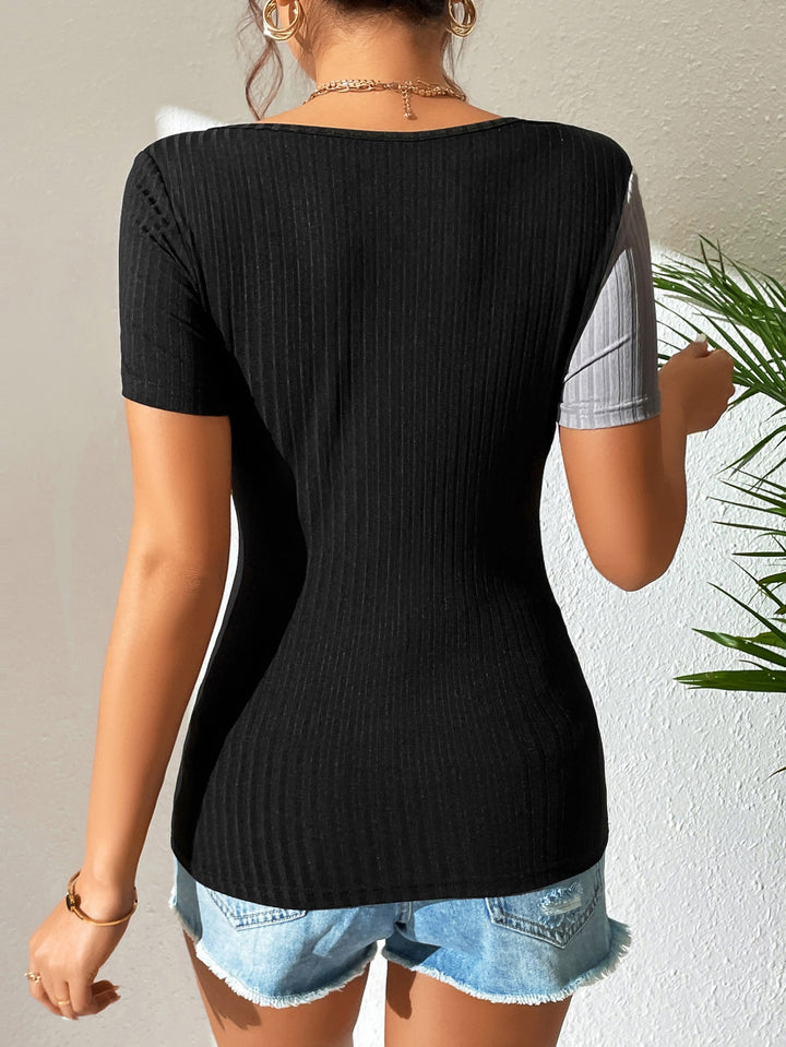 Damer moderiktigt T-shirt med asymmetrisk design Eva Jonsson-Eva Jonsson