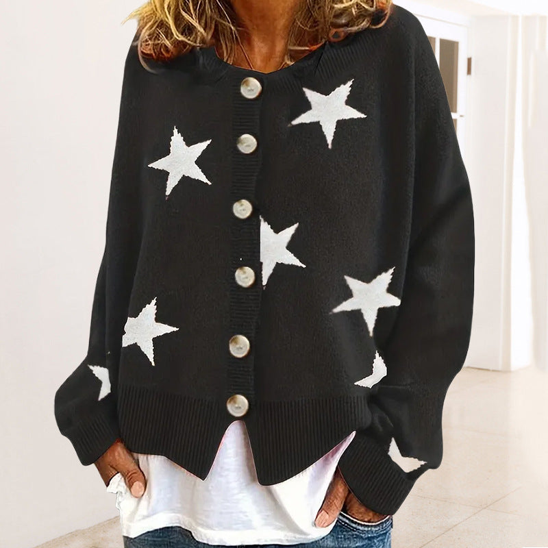 Damer moderiktigt koft med stjärnmönster och knapppdetaljer Eva Jonsson-Eva Jonsson