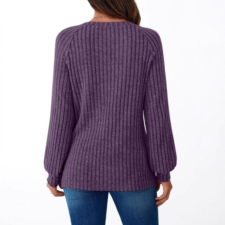 Damer moderiktigt ribbat sweatshirt med knappdetaljer Mirla-Eva Jonsson