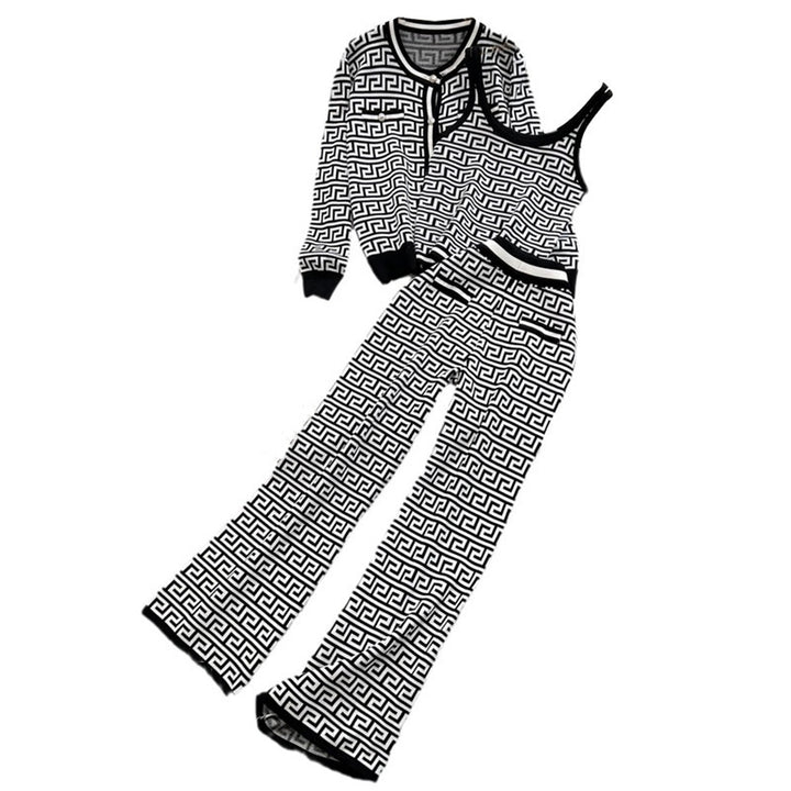 Damer moderiktigt stickat lounge set med geometrisk mönster och cardigan Mirla-Eva Jonsson