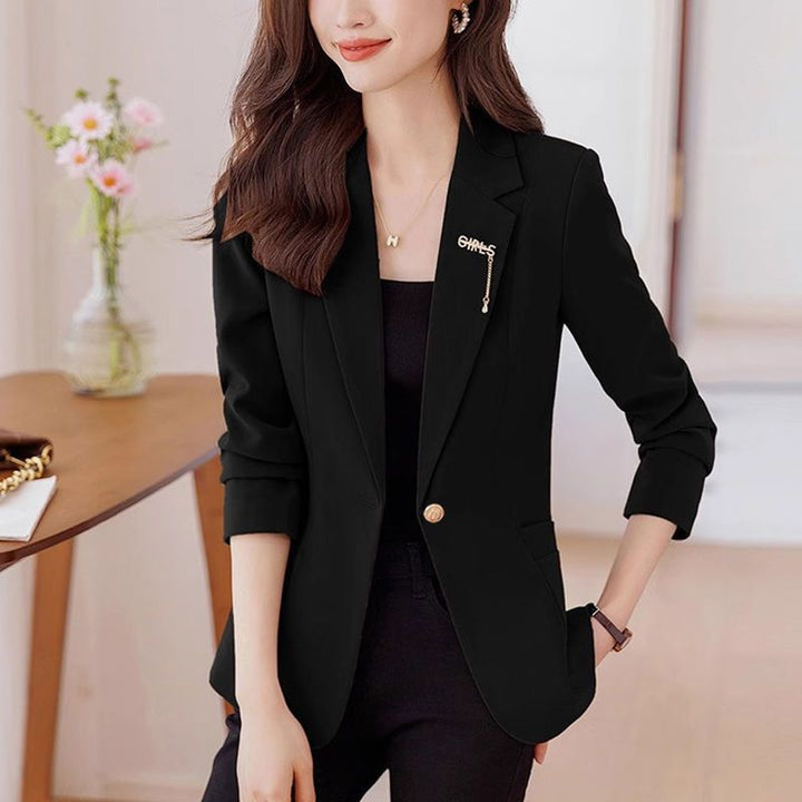 Damer modern blazer med en lätt skräddarsydd passform Mirla-Eva Jonsson