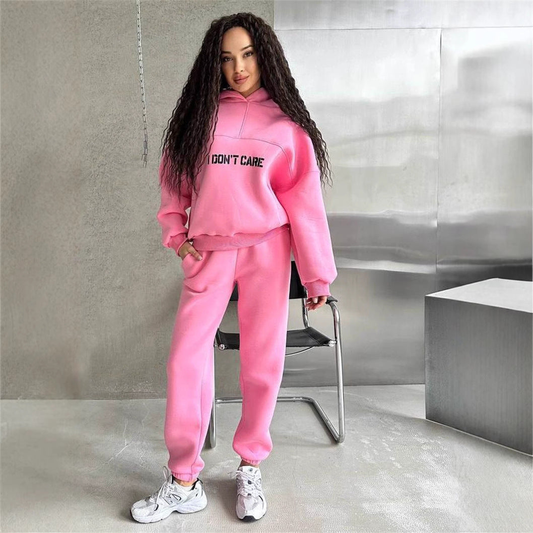 Damer modern hoodie med iögonfallande tryck Mirla-Eva Jonsson