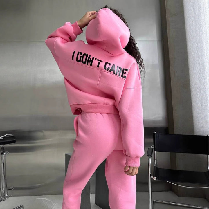 Damer modern hoodie med iögonfallande tryck Mirla-Eva Jonsson
