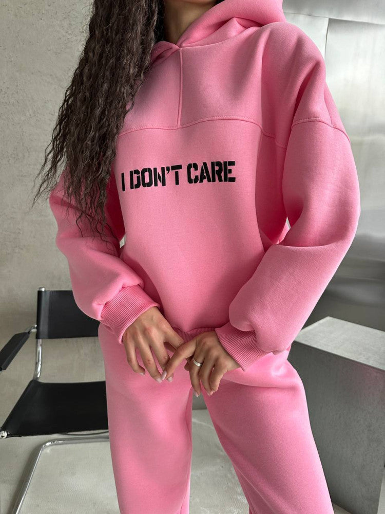 Damer modern hoodie med iögonfallande tryck Mirla-Eva Jonsson