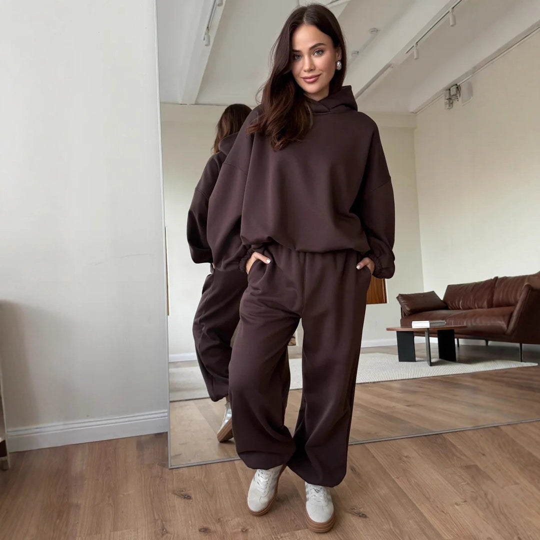 Damer modern oversized-tröja med hög krage Mirla-Eva Jonsson