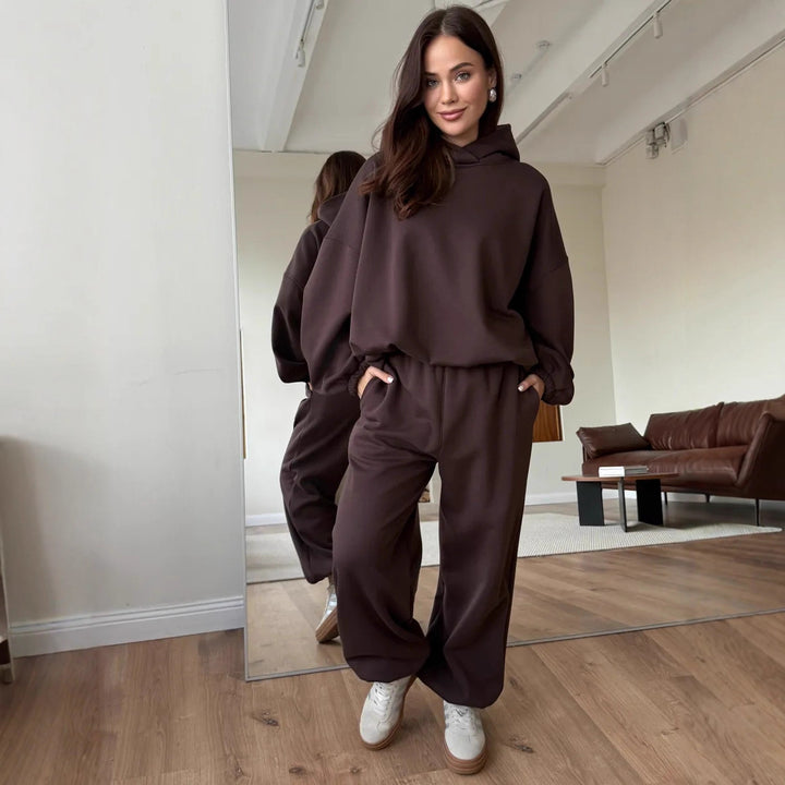 Damer modern oversized-tröja med hög krage Mirla-Eva Jonsson