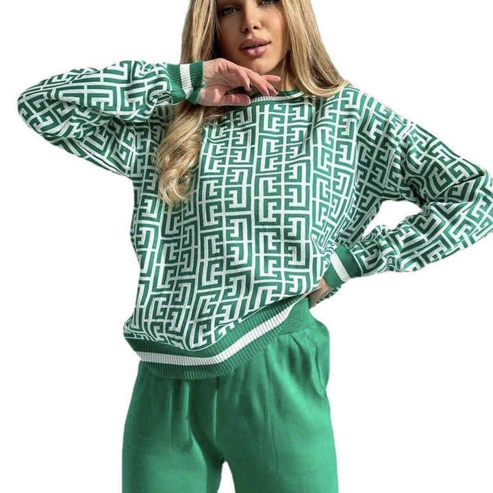 Damer modernt stickat loungewear-set med grafiskt mönster Mirla-Eva Jonsson