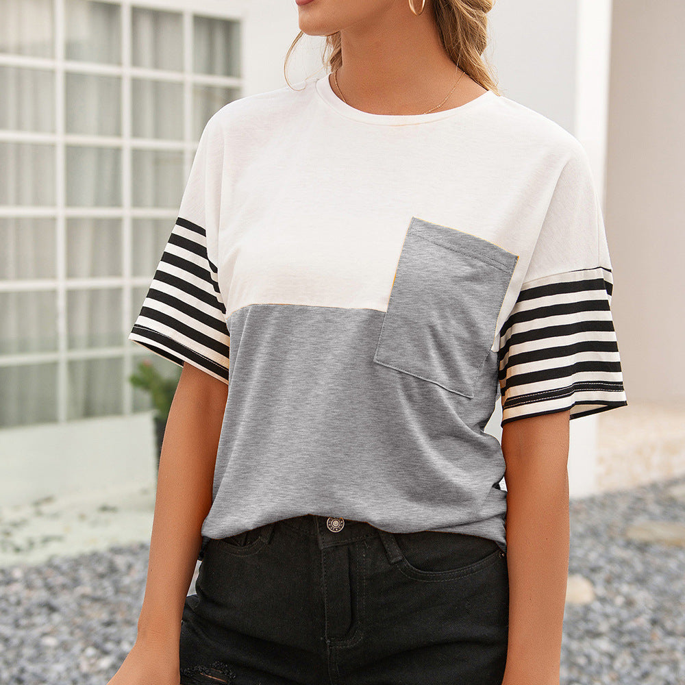 Damer modernt t-shirt med randiga ärmar och påsydd ficka Eva Jonsson-Eva Jonsson
