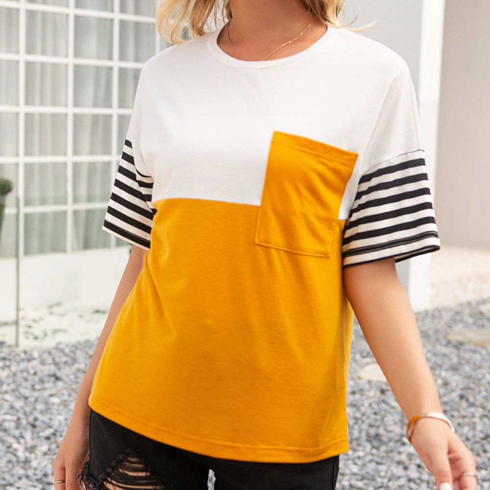Damer modernt t-shirt med randiga ärmar och påsydd ficka Eva Jonsson-Eva Jonsson