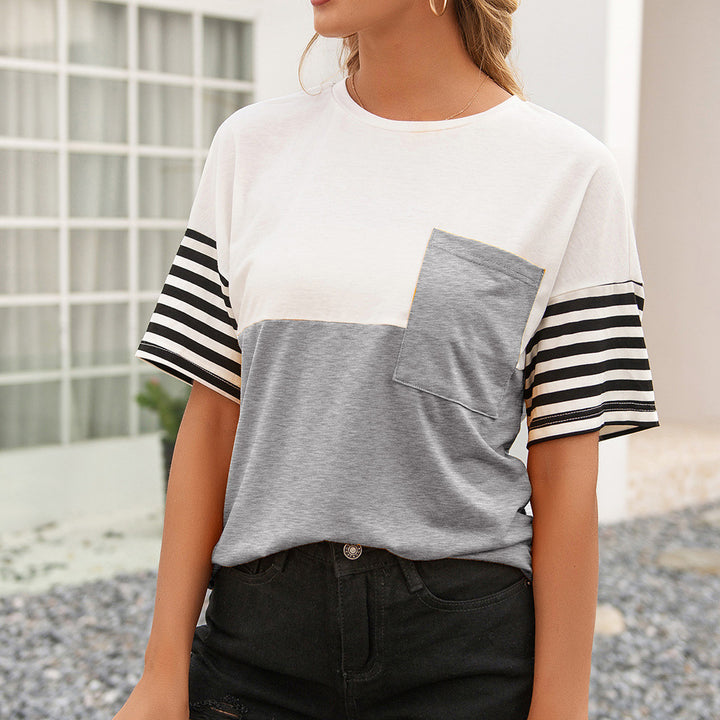 Damer modernt t-shirt med randiga ärmar och påsydd ficka Eva Jonsson-Eva Jonsson