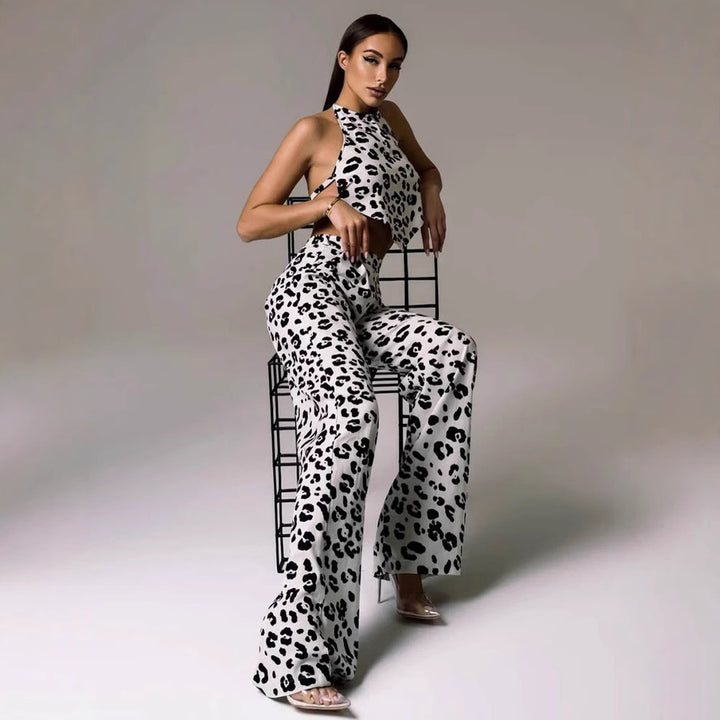 Damer modernt tvådelat set med leopardmönster Mirla-Eva Jonsson