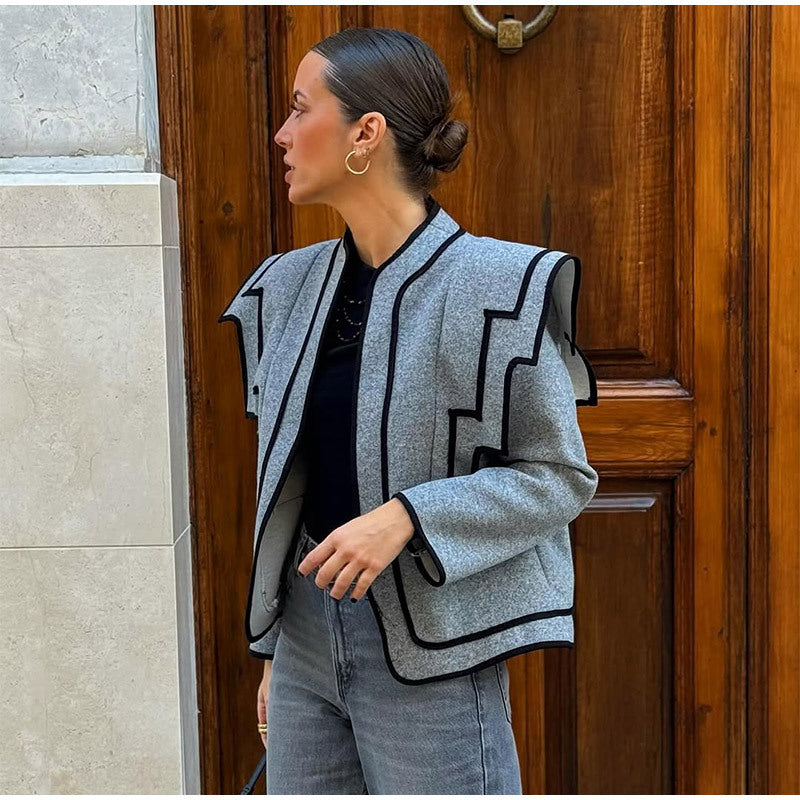 Damer modeshulljacka med markant design Mirla-Eva Jonsson