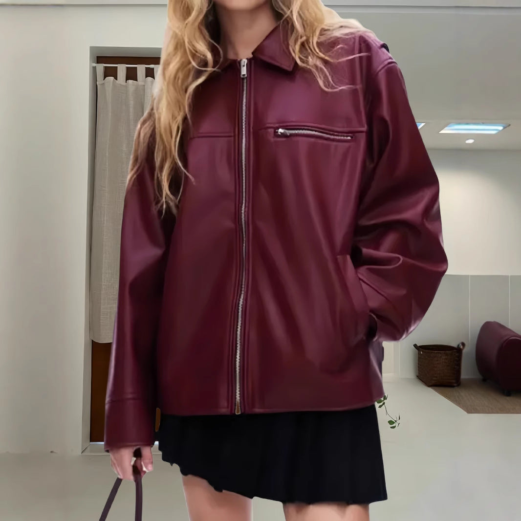 Damer modetrend avslappnad läderjacka med asymmetriska dragkedjor Mirla-Eva Jonsson