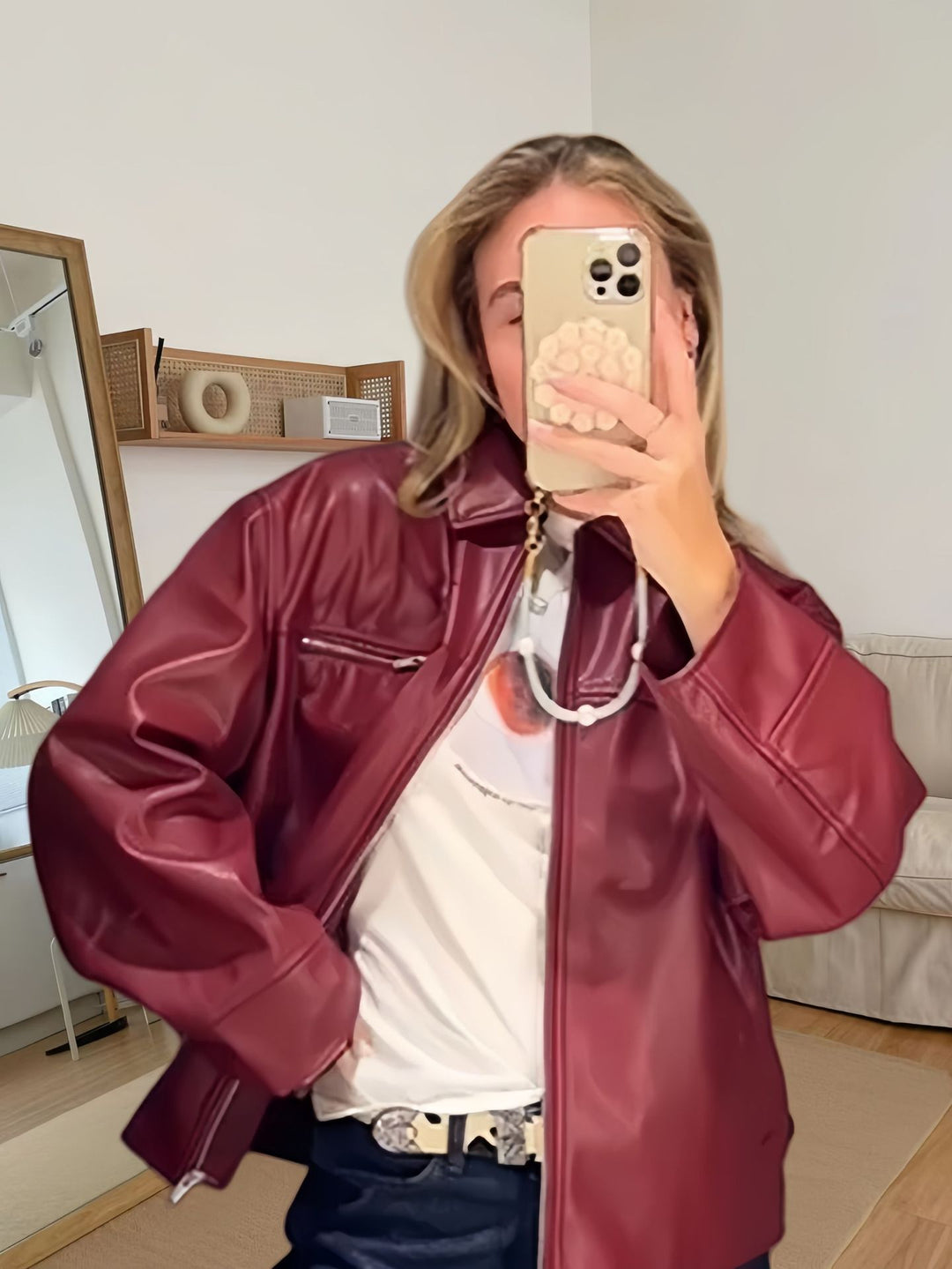 Damer modetrend avslappnad läderjacka med asymmetriska dragkedjor Mirla-Eva Jonsson