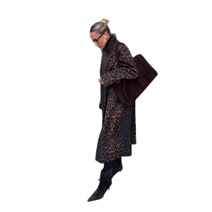 Damer modetrend djurtryck trenchcoat Mirla-Eva Jonsson
