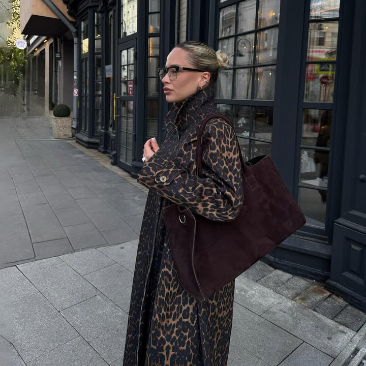 Damer modetrend djurtryck trenchcoat Mirla-Eva Jonsson