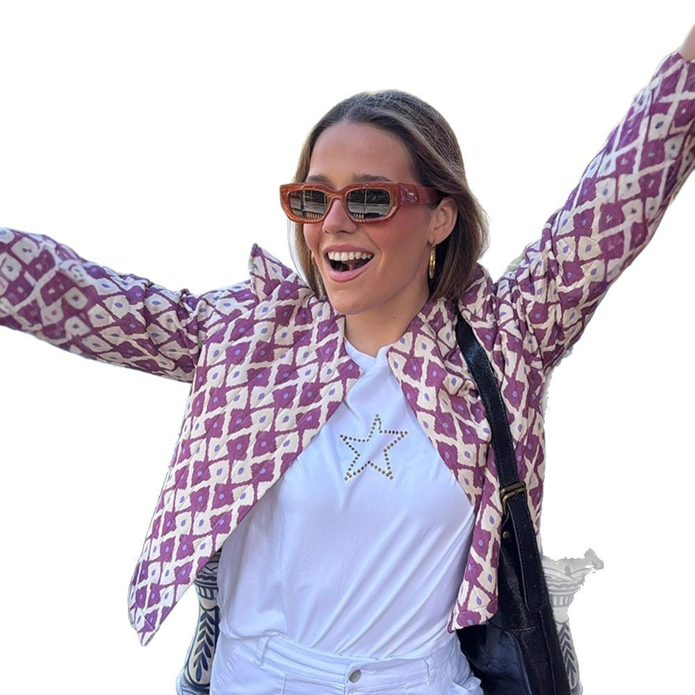 Damer modetrend jacka med volang och stiligt mönster Mirla-Eva Jonsson