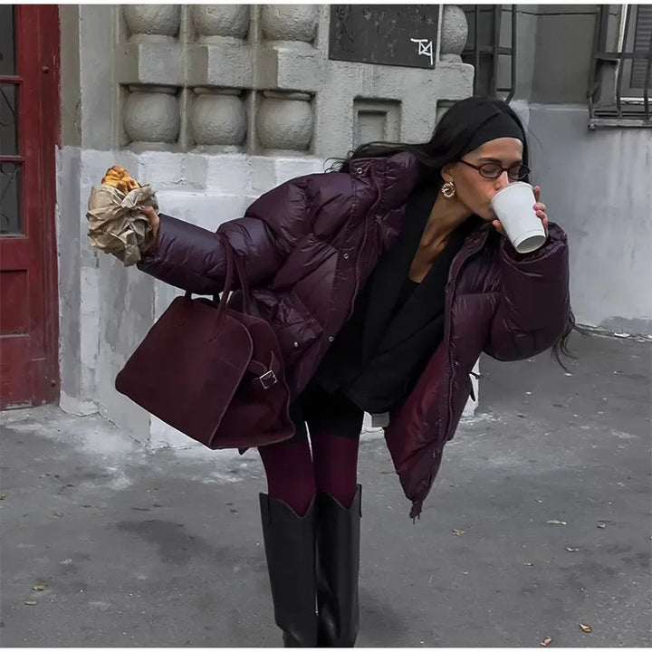Damer modetrend oversized dunjacka med midjebälte och sidofickor Mirla-Eva Jonsson