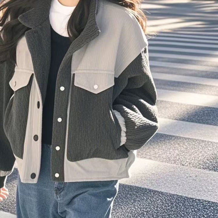 Damer modetrend, oversized fleecejacka med texturerad design Mirla-Eva Jonsson