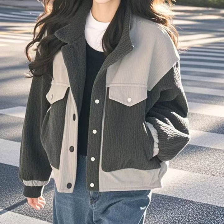 Damer modetrend, oversized fleecejacka med texturerad design Mirla-Eva Jonsson