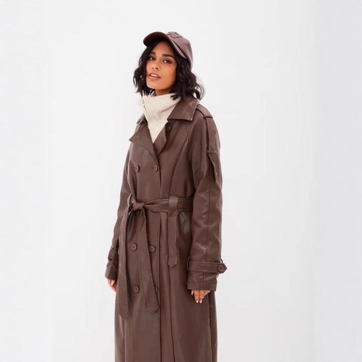 Damer modetrend trenchcoat med bälte Mirla-Eva Jonsson
