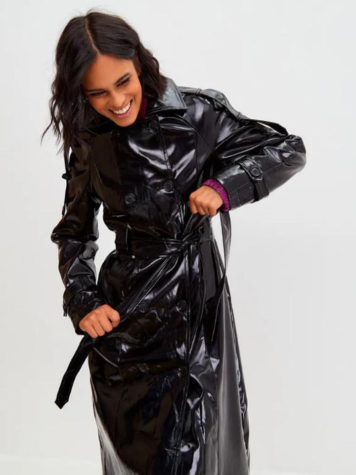 Damer modetrend trenchcoat med bälte Mirla-Eva Jonsson