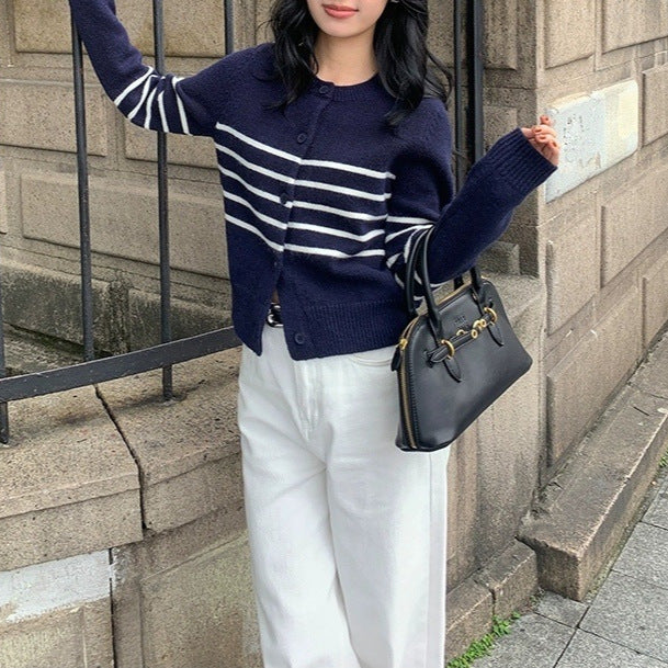 Damer modetrendig stickad cardigan Mirla-Eva Jonsson