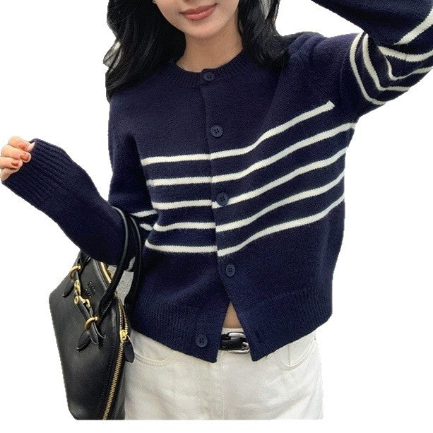 Damer modetrendig stickad cardigan Mirla-Eva Jonsson